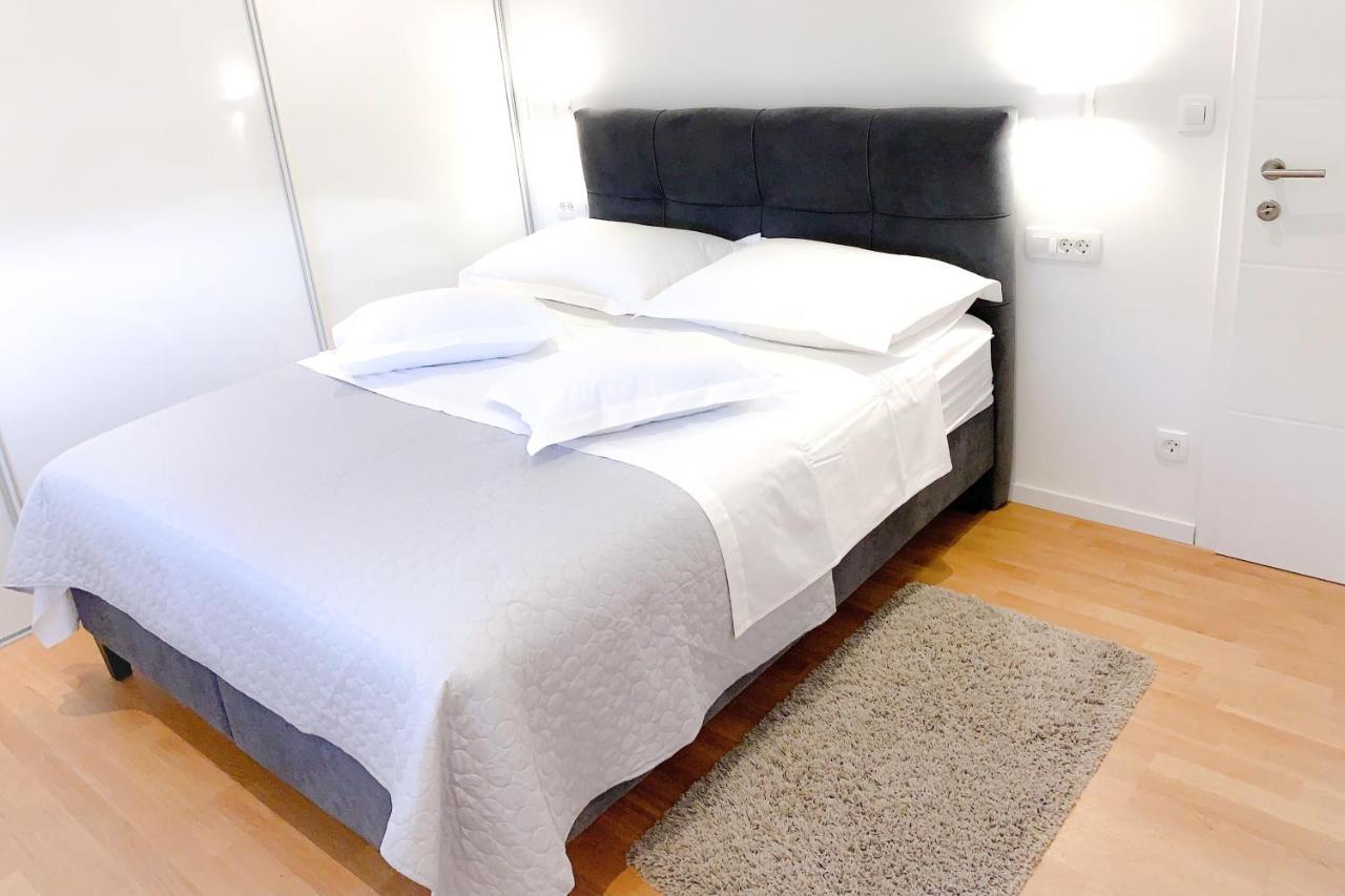 G Apartment โปดสตรานา ภายนอก รูปภาพ